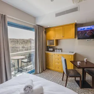 Iz-zebbuga The Penthouse Royal 8 Żebbuġ