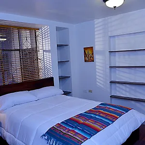 https://los-andes.hotelsquito.com