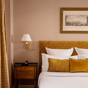 https://relais-madeleine.fr-paris.fr